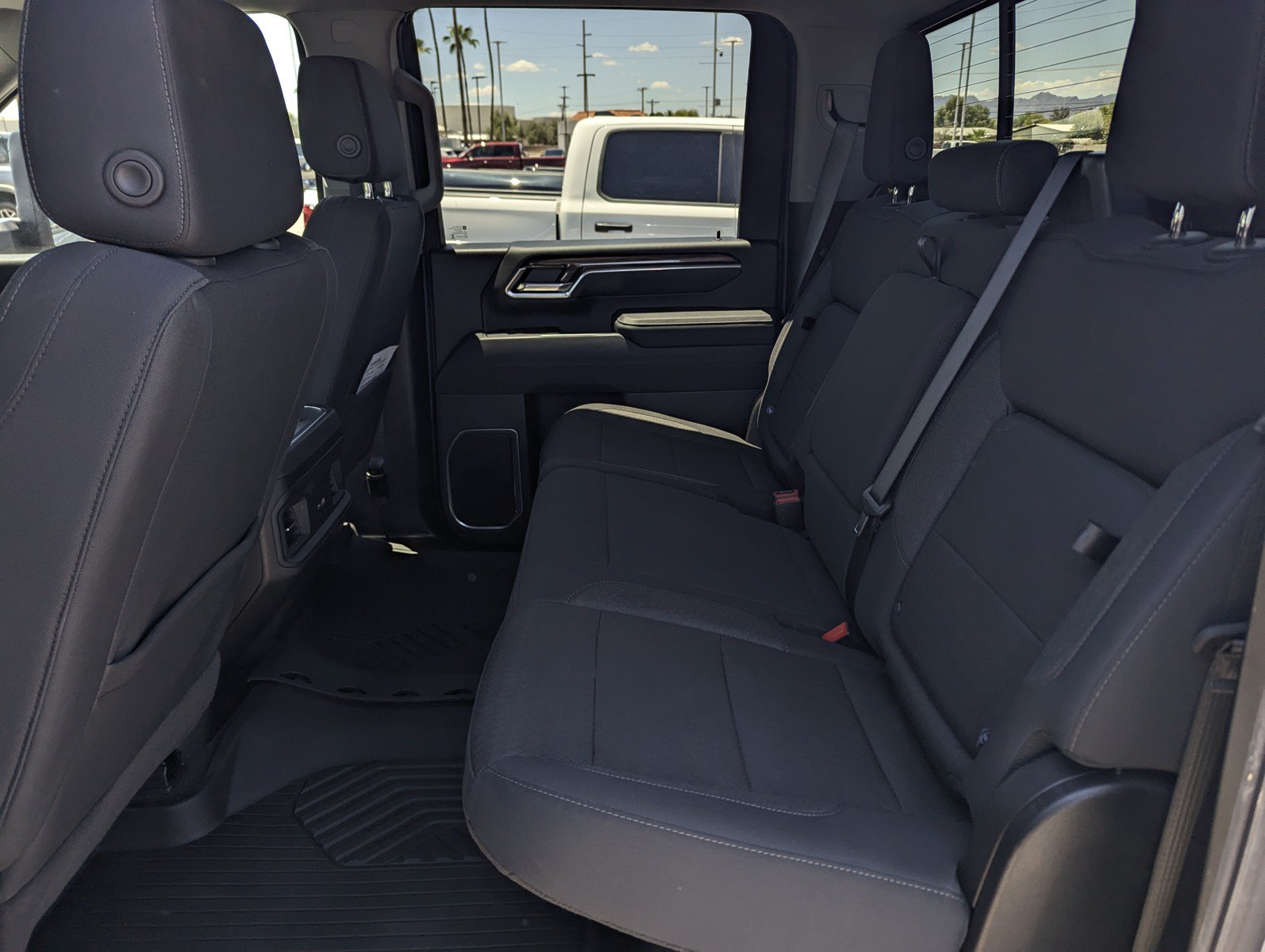 Used 2026 Chevrolet Silverado 2500 LT AWD/4WD image 10