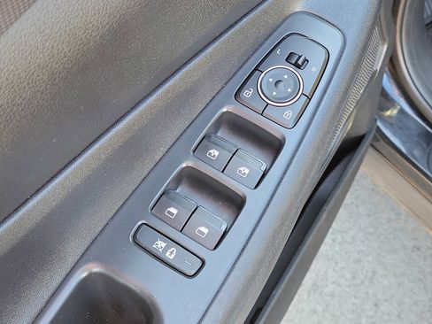 Used 2019 Hyundai Santa Fe SEL AWD/4WD image 14