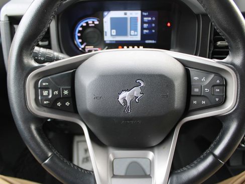 Used 2023 Ford Bronco Big Bend image 17