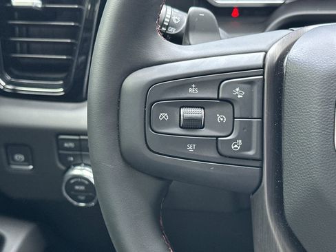 Used 2025 GMC Sierra 1500 AT4X image 30