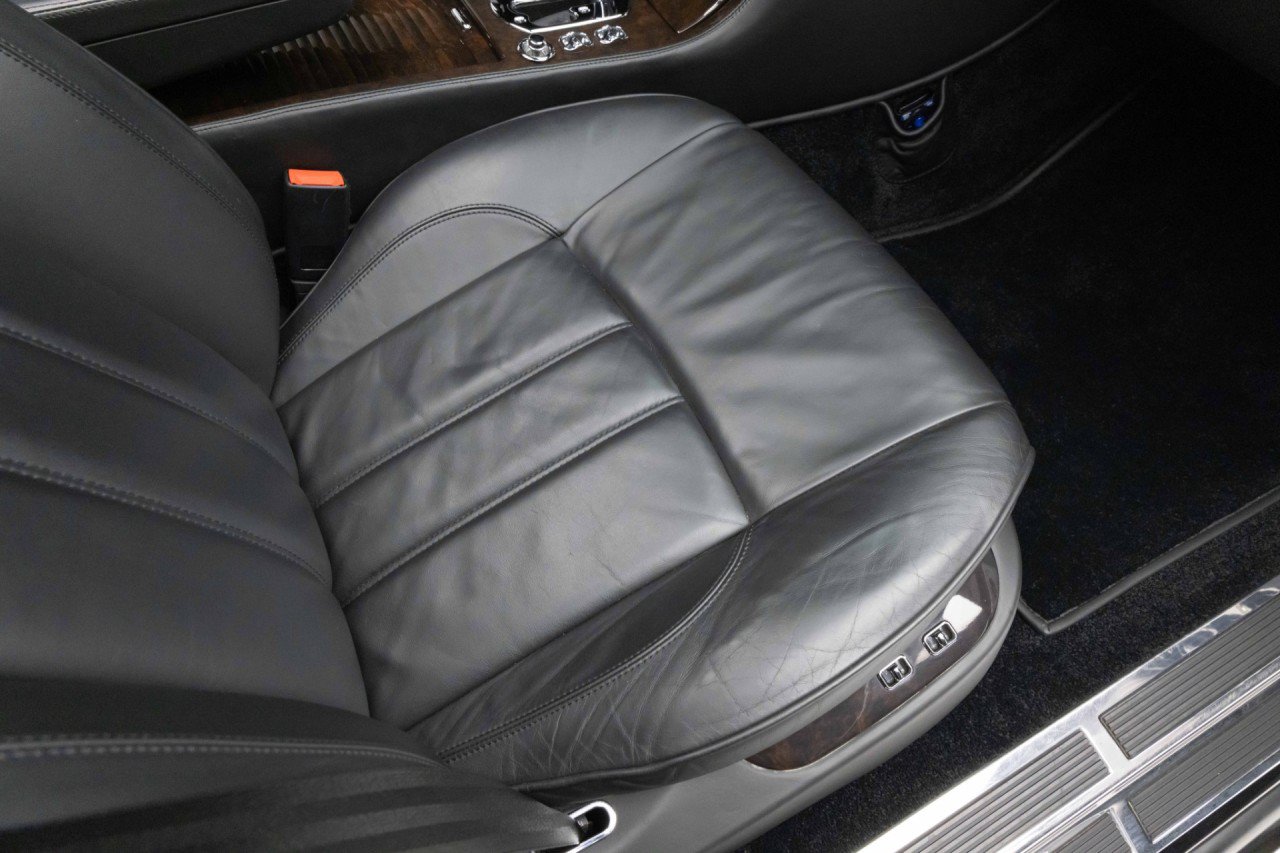 Used 2007 Bentley Arnage R RWD image 34