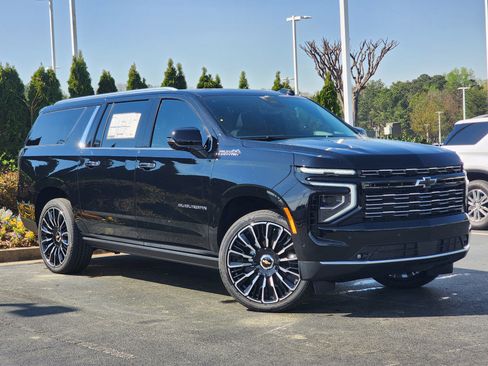 New 2026 Chevrolet Suburban High Country AWD/4WD image 2