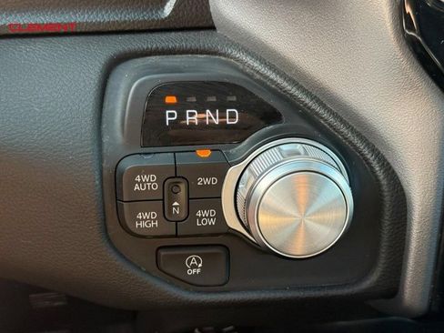 Used 2025 RAM 1500 Laramie AWD/4WD image 28