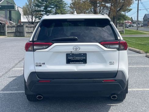 Used 2019 Toyota RAV4 XLE w/ Convenience Package image 6