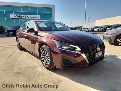 Used 2025 Nissan Altima 2.5 SV