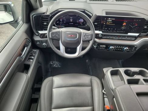 Used 2026 GMC Sierra 1500 SLT RWD image 27