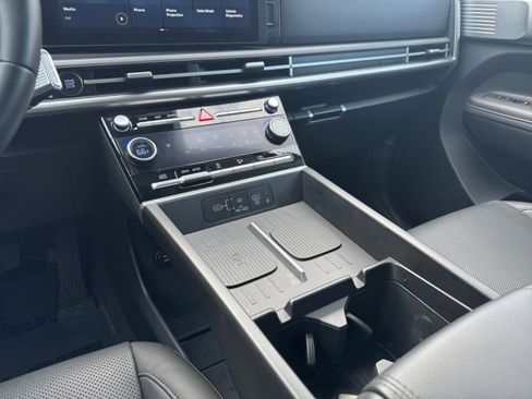 Used 2025 Hyundai Santa Fe SEL image 44