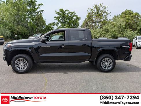 Used 2023 Chevrolet Colorado LT w/ Advanced Trailering Package AWD/4WD image 6