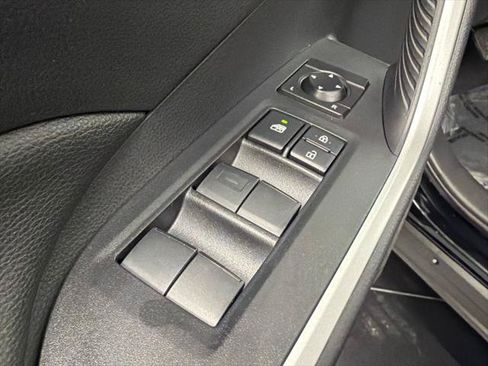 Certified 2025 Toyota RAV4 LE FWD image 20