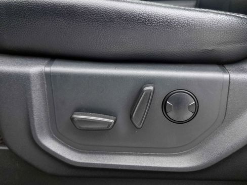 Used 2022 Ford F250 Lariat w/ Lariat Ultimate Package image 24