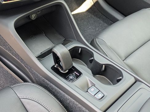 New 2026 Volvo XC40 B5 Core w/ Protection Package Premier image 20