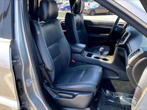 Used 2014 Jeep Grand Cherokee Limited RWD image 6
