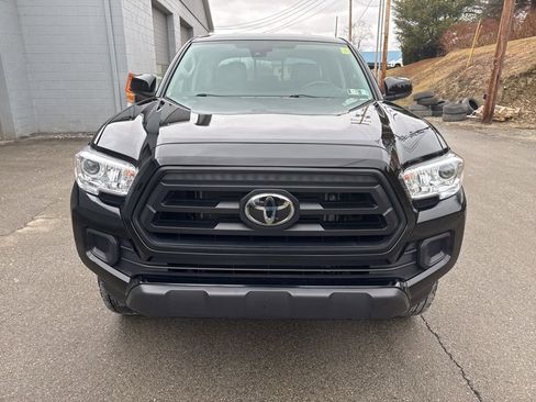 Used 2023 Toyota Tacoma SR AWD/4WD image 8