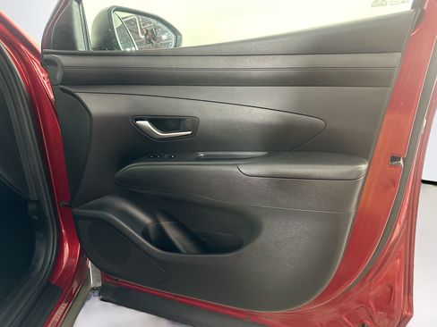 Used 2025 Hyundai Tucson SEL AWD/4WD image 32