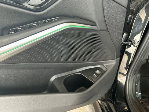 Used 2025 BMW 330i Sedan image 17