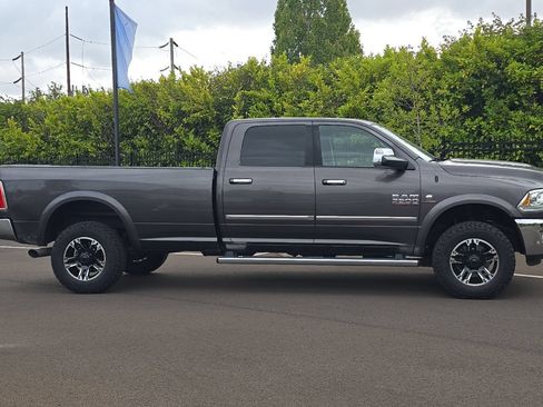 Used 2016 RAM 3500 Laramie AWD/4WD image 3