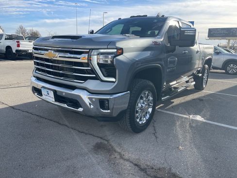 Certified 2024 Chevrolet Silverado 2500 LTZ w/ LTZ Plus Package image 7
