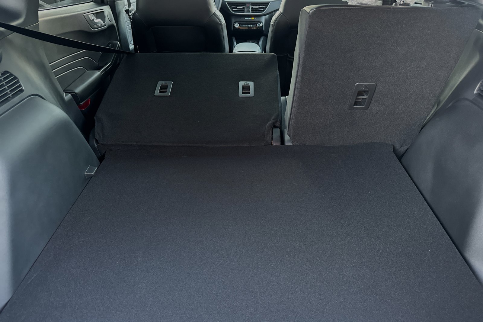 New 2024 Ford Escape SE w/ PHEV Premium Package FWD image 12