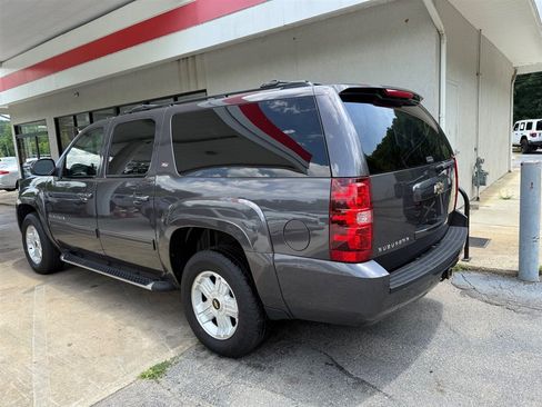 Used 2011 Chevrolet Suburban LT w/ Luxury Package AWD/4WD image 14