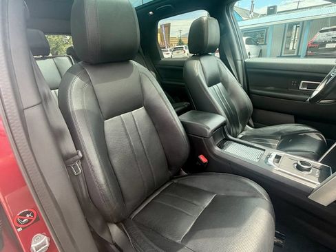 Used 2017 Land Rover Discovery Sport HSE AWD/4WD image 13