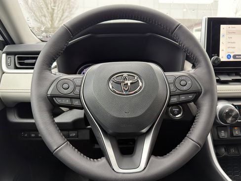 New 2025 Toyota RAV4 XLE w/ Convenience Package image 21
