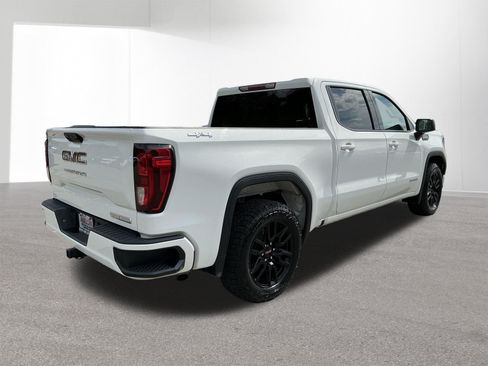 Used 2023 GMC Sierra 1500 Elevation AWD/4WD image 3