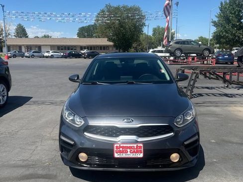 Used 2019 Kia Forte LXS FWD image 2