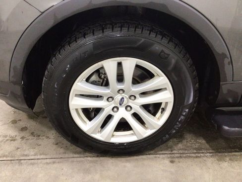 Used 2018 Ford Explorer XLT w/ Equipment Group 202A AWD/4WD image 8