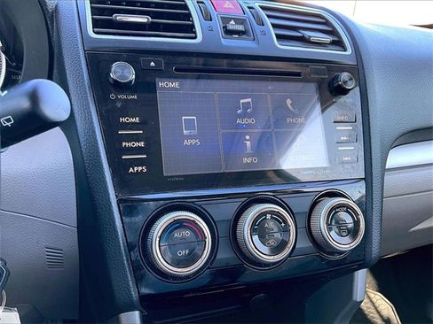 Used 2017 Subaru Forester 2.5i Premium w/ All-Weather Package image 18