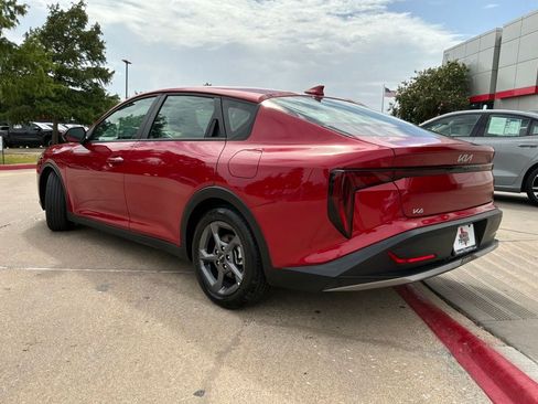 Used 2025 Kia K4 FWD image 8