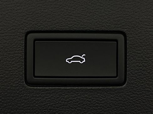 New 2026 Volkswagen Atlas Peak Edition AWD/4WD image 7
