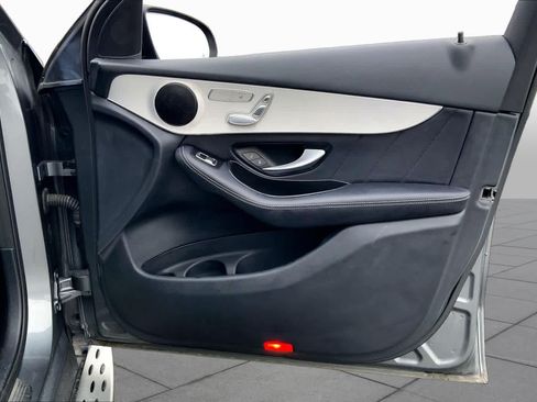 Certified 2019 Mercedes-Benz GLC 300 image 22