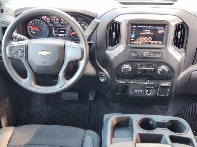 Used 2026 Chevrolet Silverado 1500 Custom w/ Turbomax Blackout Package RWD image 27