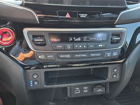 Used 2024 Honda Passport Black Edition image 20