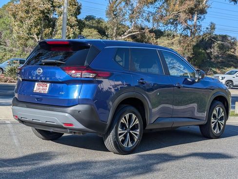Used 2023 Nissan Rogue SV image 13