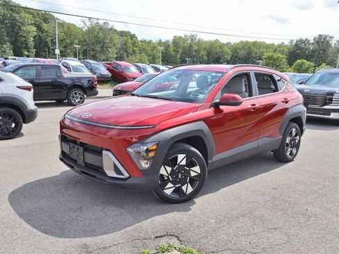 Used 2024 Hyundai Kona SEL AWD/4WD image 1