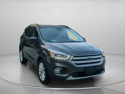 Used 2019 Ford Escape SEL FWD image 4