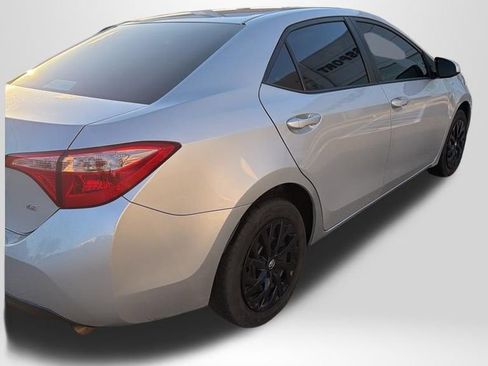 Used 2019 Toyota Corolla LE image 7