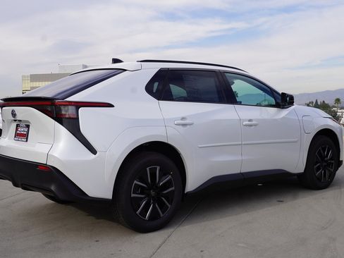 New 2026 Toyota bZ XLE image 4