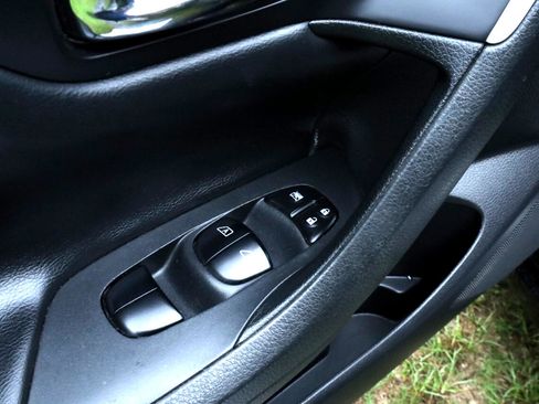 Used 2016 Nissan Altima 2.5 SV image 27