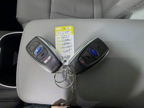 Used 2025 Subaru Legacy Limited image 36
