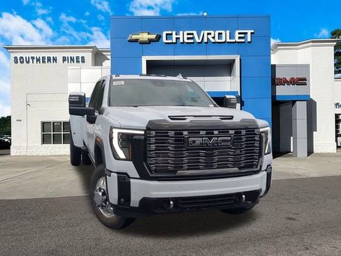 New 2026 GMC Sierra 3500 Denali Ultimate image 1