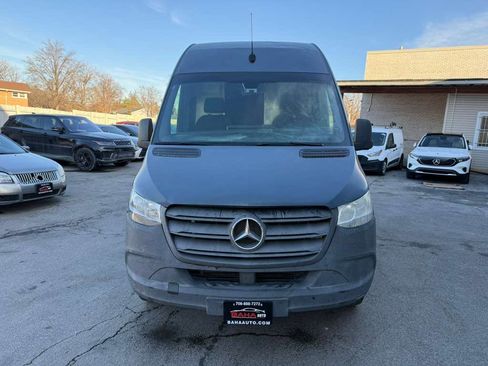 Used 2019 Mercedes-Benz Sprinter 144 image 46