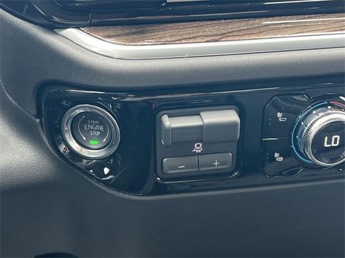 New 2026 GMC Sierra 1500 Elevation image 20