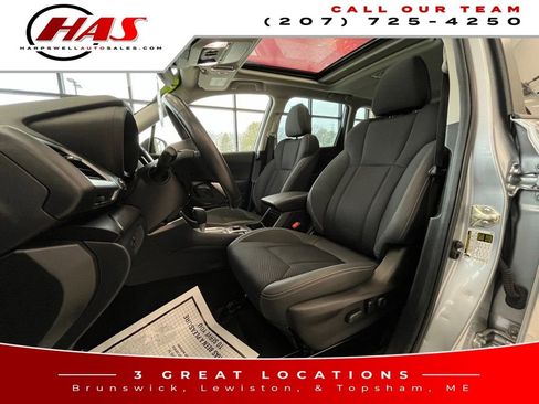 Used 2022 Subaru Forester Premium AWD/4WD image 10
