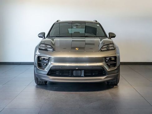 Certified 2024 Porsche Macan 4 Electric AWD/4WD image 10