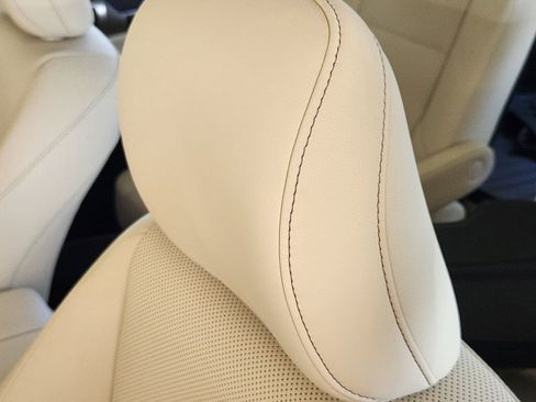 Used 2023 Lexus GX 460 Premium image 14