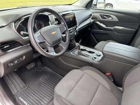 Used 2020 Chevrolet Traverse LT FWD image 24