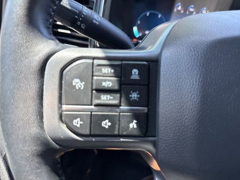 Used 2023 Ford F250 Lariat w/ Lariat Ultimate Package AWD/4WD image 29