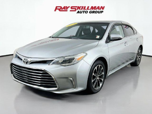 Used 2016 Toyota Avalon XLE Premium FWD image 3